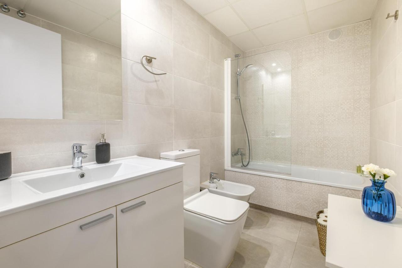 ולנסיה Modern, Stylish Apartment מראה חיצוני תמונה